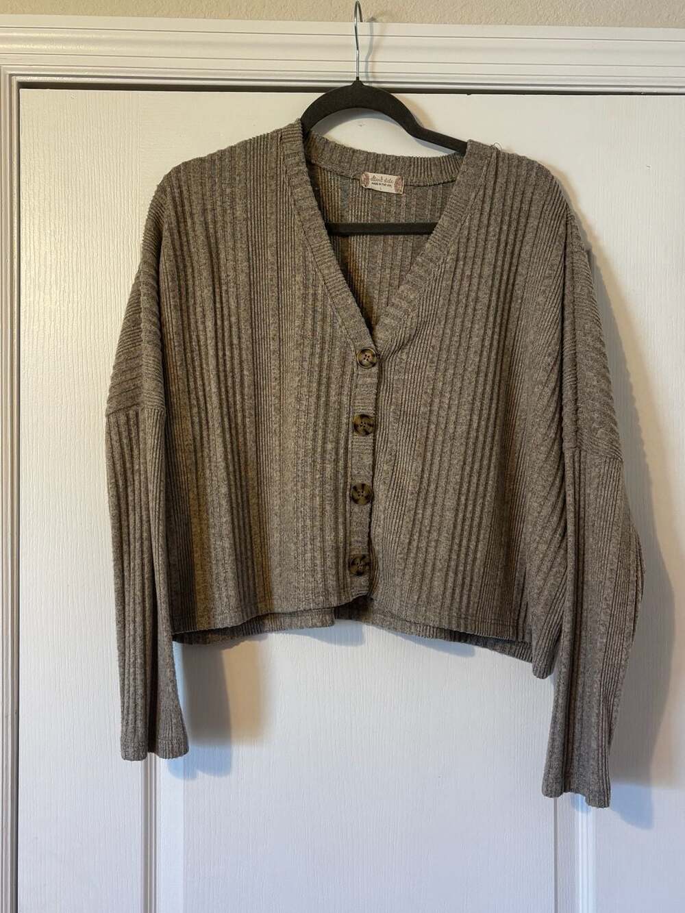 Altar'd State Grey Ribbed Cropped Button-Down Cardigan Size L